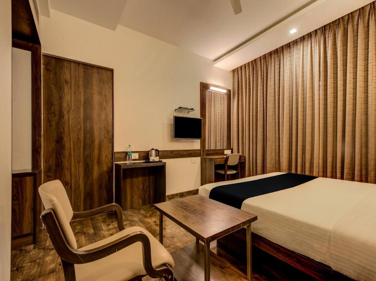 Myspace Hotels Silverstar Бангалор Экстерьер фото